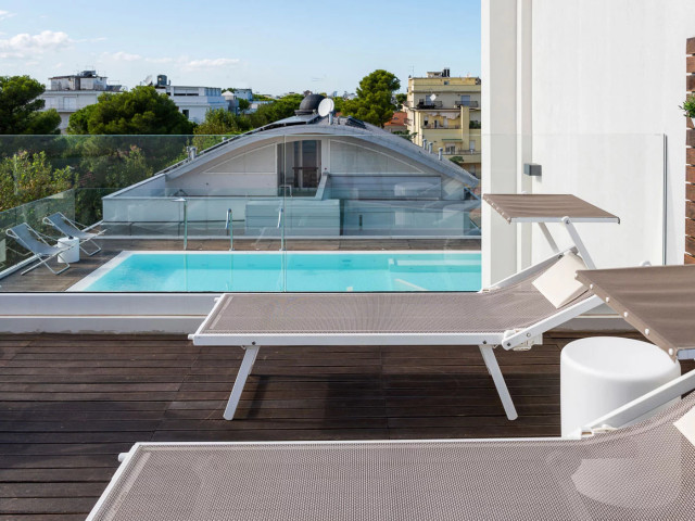 media.Piscina4_HotelDan-Riccione